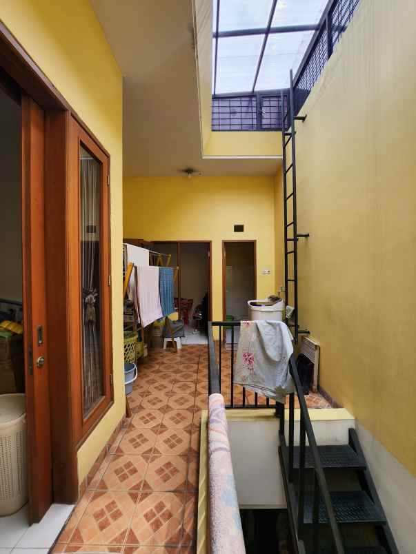 dijual rumah pondok bambu