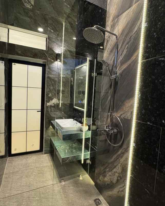 dijual rumah pondok cabe