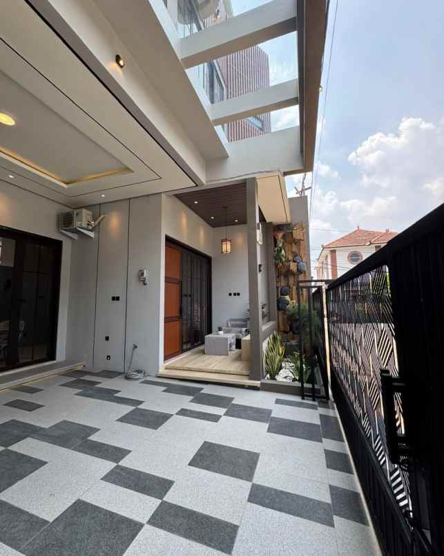 dijual rumah pondok cabe