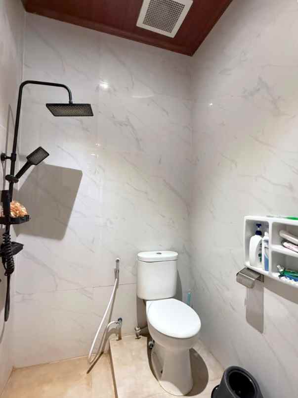 dijual rumah pondok indah jakarta selatan