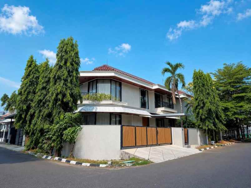 dijual rumah pondok indah jakarta selatan