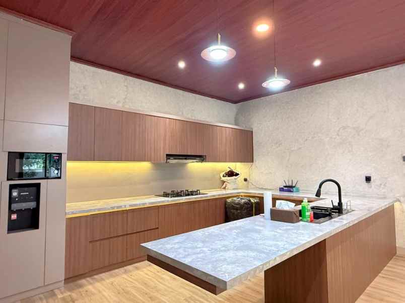 dijual rumah pondok indah jakarta selatan