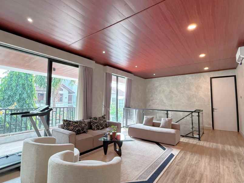 dijual rumah pondok indah jakarta selatan
