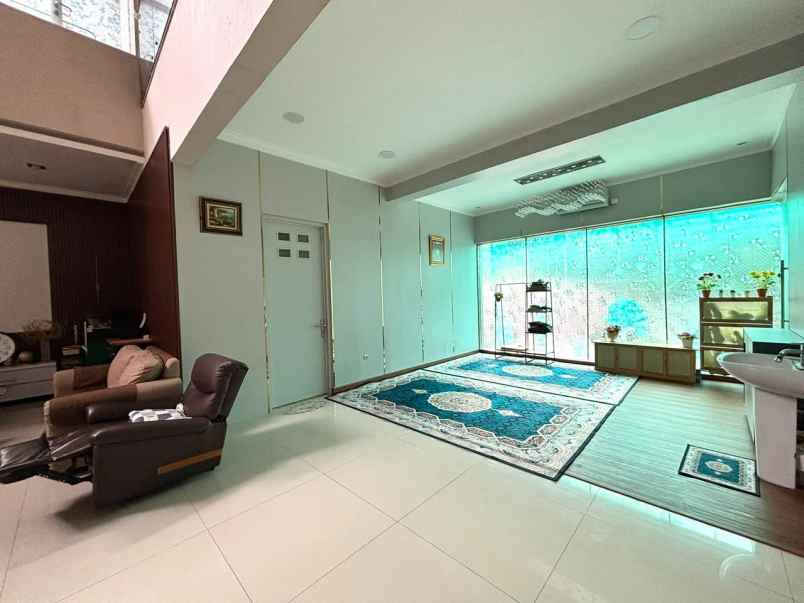 dijual rumah pondok kelapa