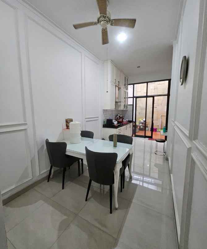 dijual rumah pondok labu cinere depok