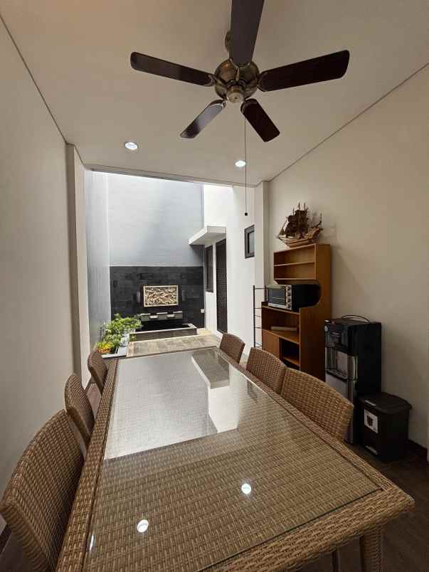 dijual rumah prestigia the eminent bsd city