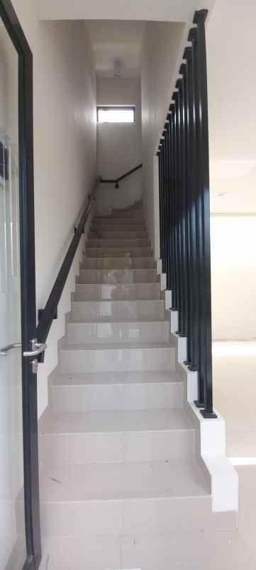 dijual rumah prima harapan regency