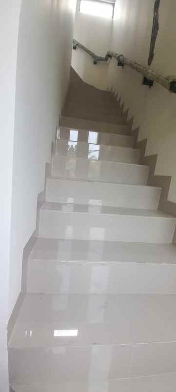 dijual rumah prima harapan regency