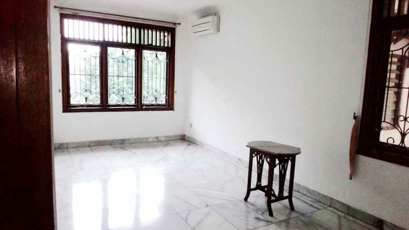 dijual rumah puri cinere jl ciloto