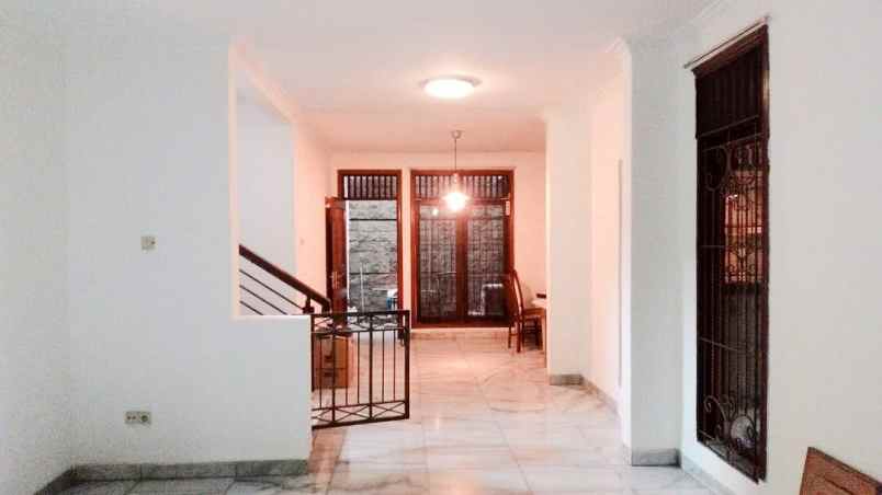 dijual rumah puri cinere jl ciloto