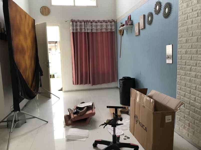 dijual rumah puri mas legian