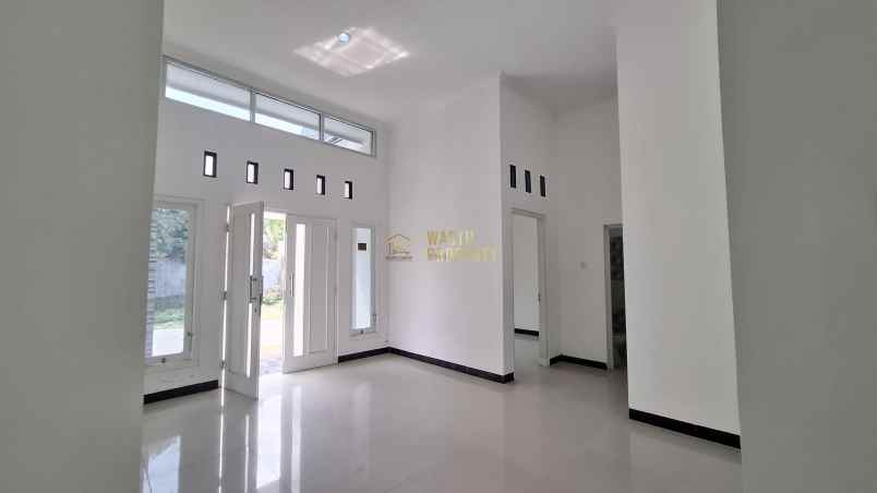 dijual rumah purwomartani kalasan