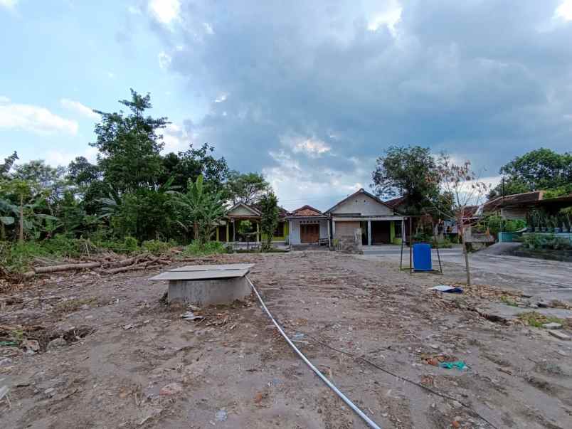 dijual rumah randusari prambanan klaten
