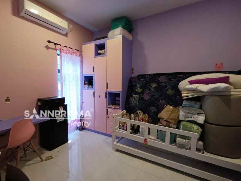 dijual rumah rangkapan jaya