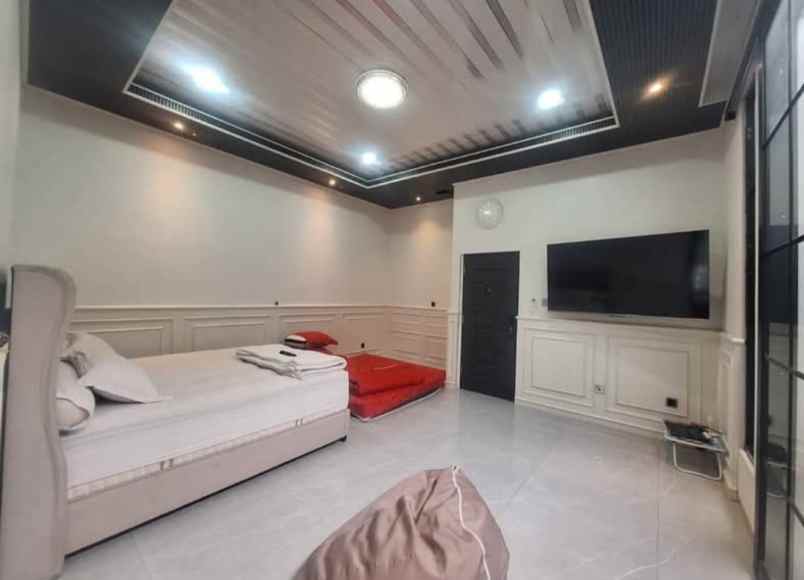 dijual rumah raya stpi curug