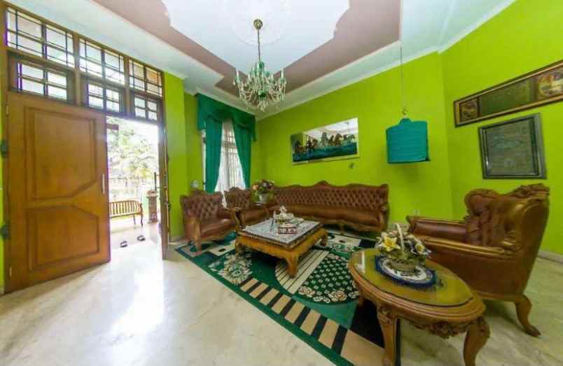 dijual rumah rempoa ciputat