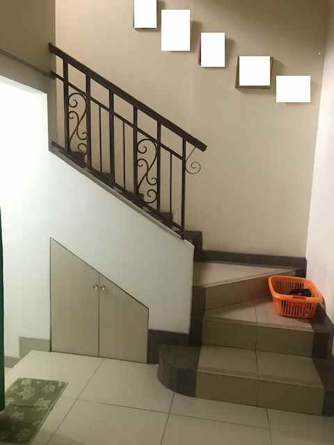 dijual rumah royal gading mansion