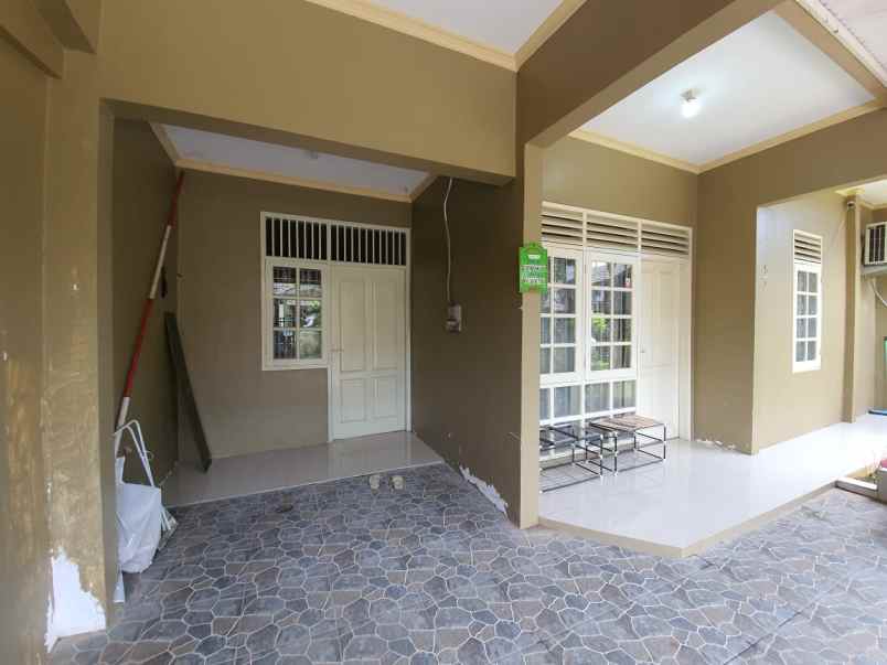 dijual rumah rumah keren area galaxy