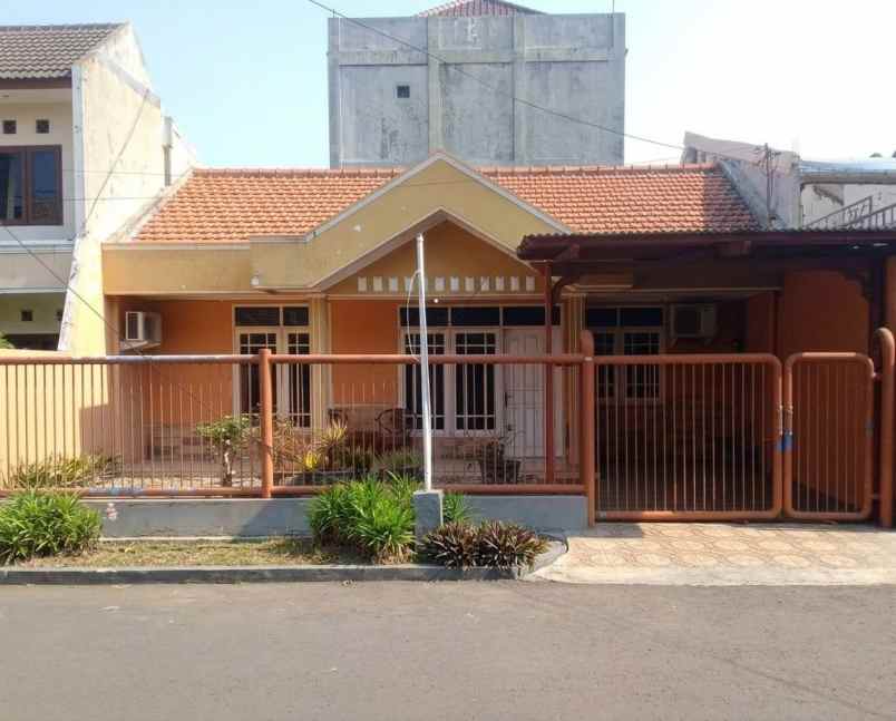 dijual rumah rungkut surabaya timur