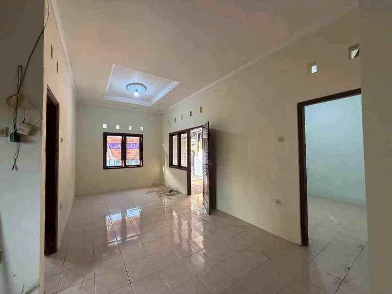 dijual rumah sardonoharjo