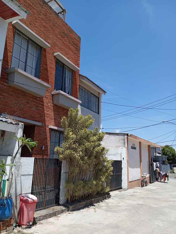 dijual rumah sariwangi