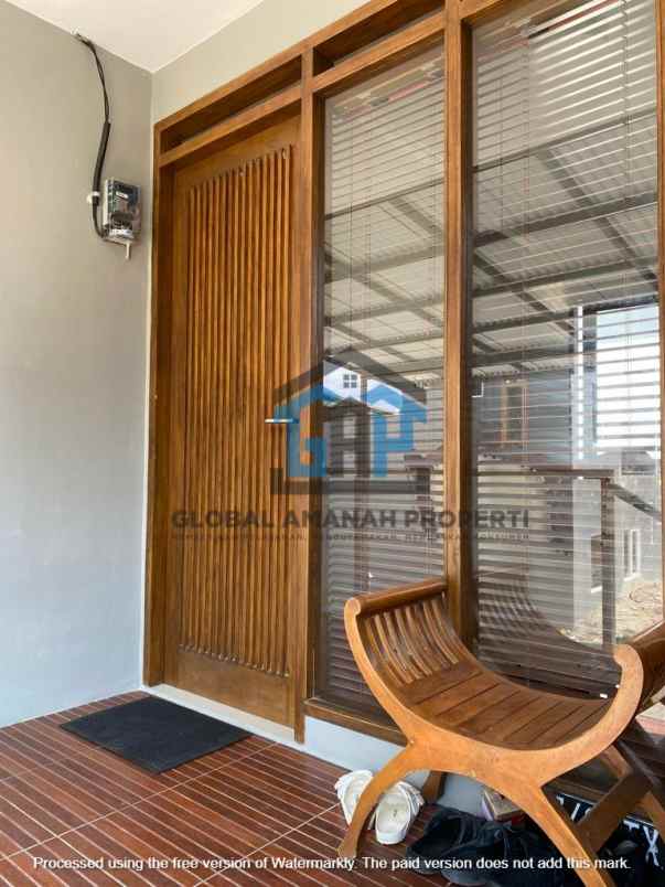 dijual rumah sariwangi