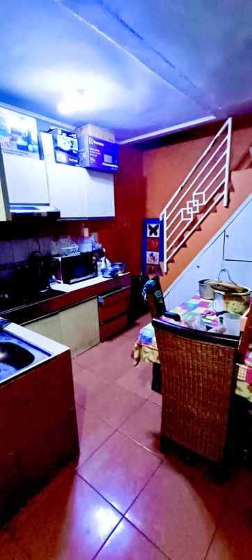 dijual rumah sariwangi parongpong