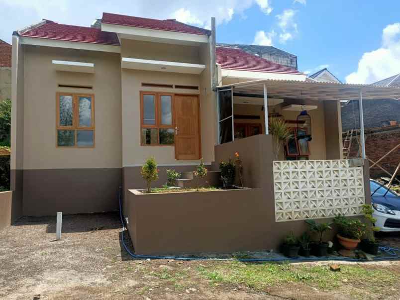Rumah Modern Minimalis Siap Huni Baru Di Cluster Sariwangi Bandung Shm