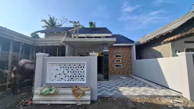 dijual rumah selomartani kalasan sleman