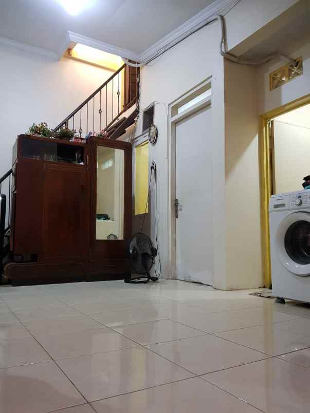 dijual rumah semarang indah