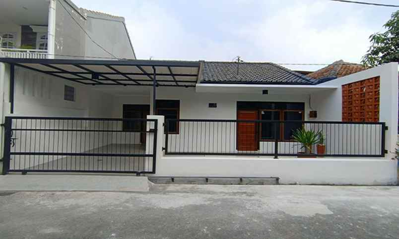 dijual rumah sentosa asih