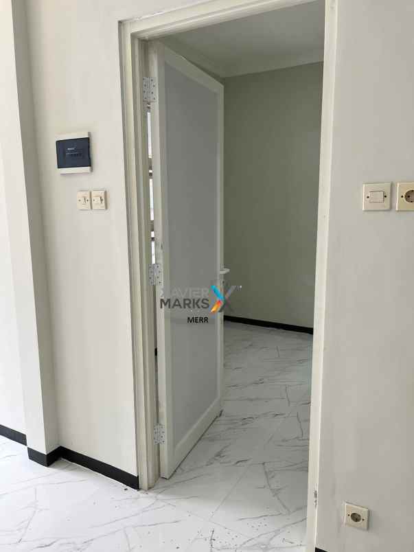 dijual rumah sentra point gunung anyar