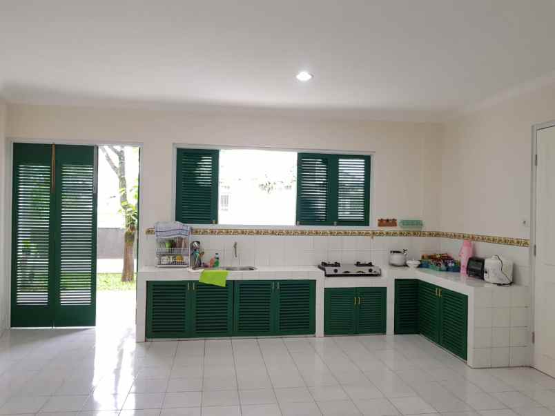 dijual rumah sentul city