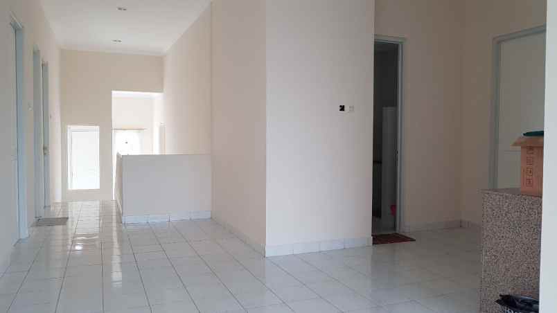 dijual rumah sentul city