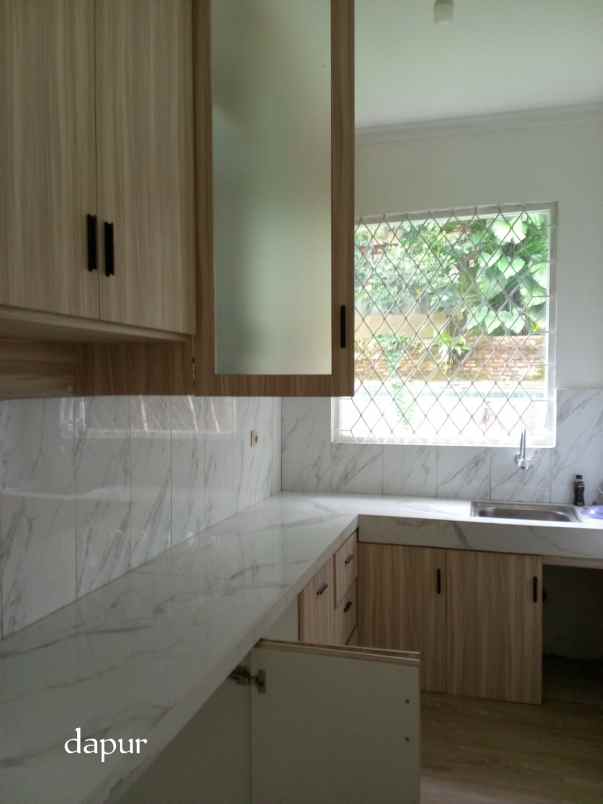 dijual rumah sentul city