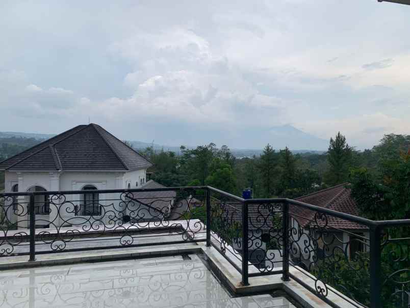 dijual rumah sentul city