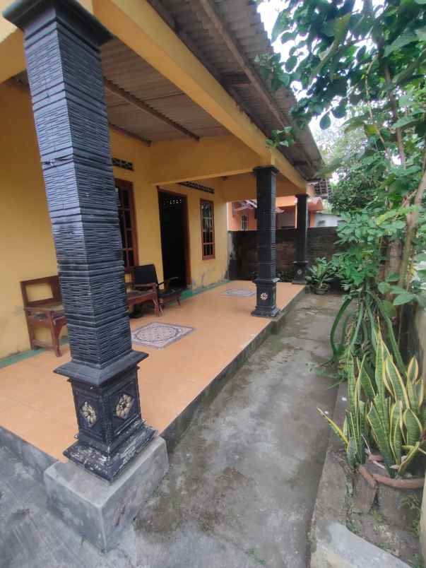 dijual rumah sewon