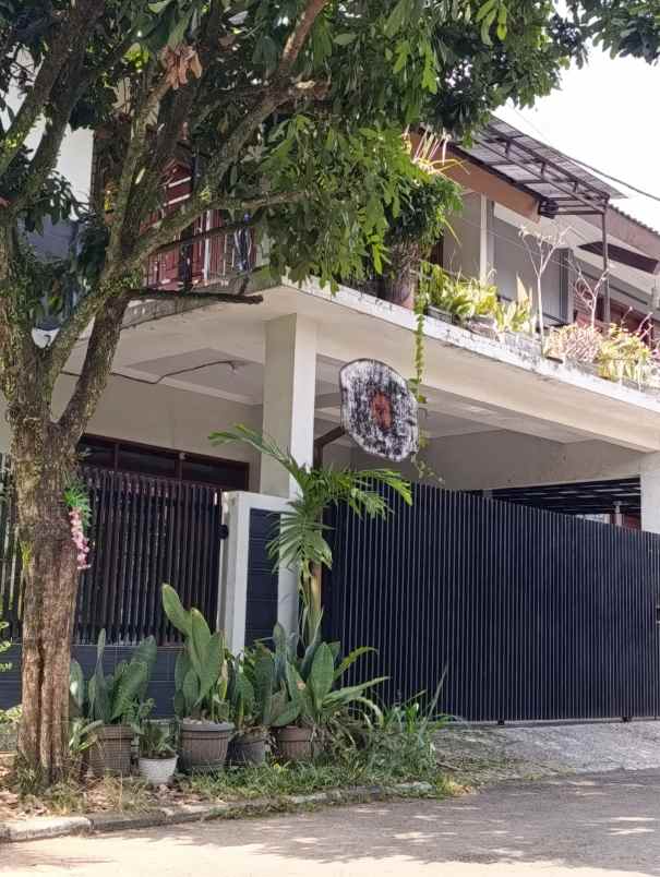 dijual rumah siap huni 2 5 lantai ancamanik bandung