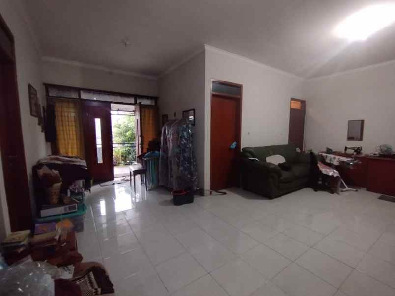 dijual rumah siap huni 2 5 lantai ancamanik bandung