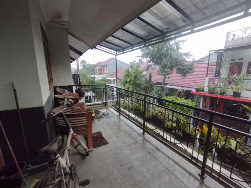 dijual rumah siap huni 2 5 lantai ancamanik bandung