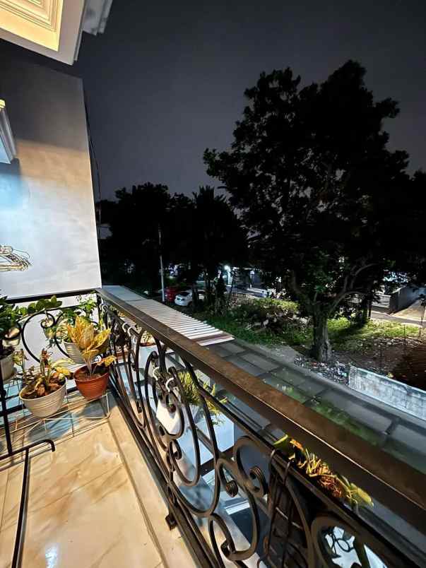 dijual rumah siap huni rapi furnish di jagakarsa