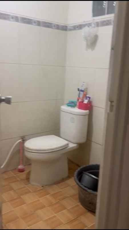 dijual rumah standar lokasi dekat araya malang