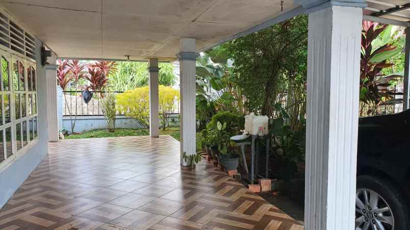 dijual rumah strategis dekat dengan kota