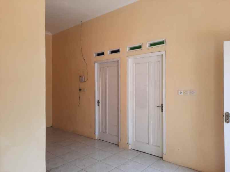 dijual rumah sukadami