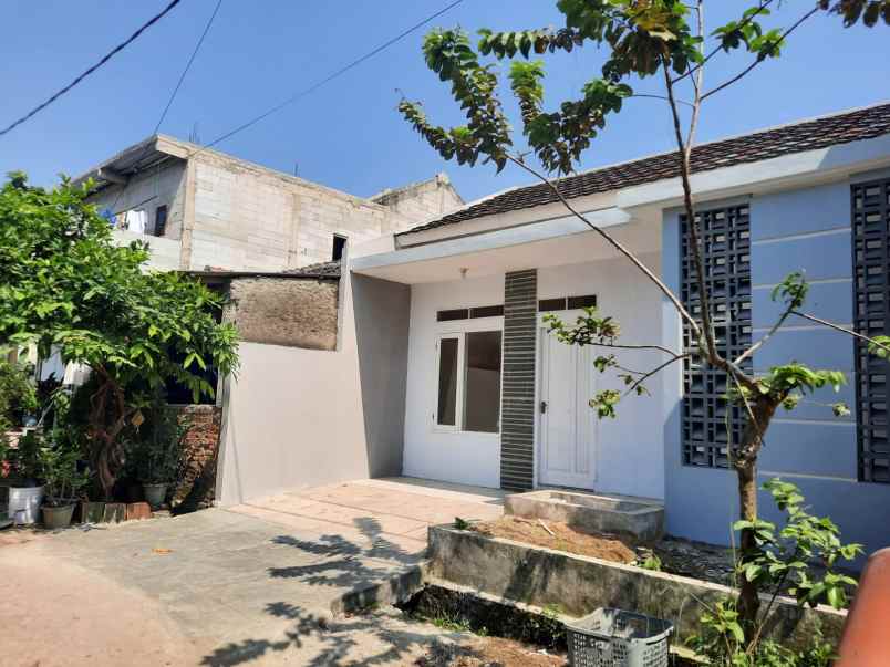 dijual rumah sukadami