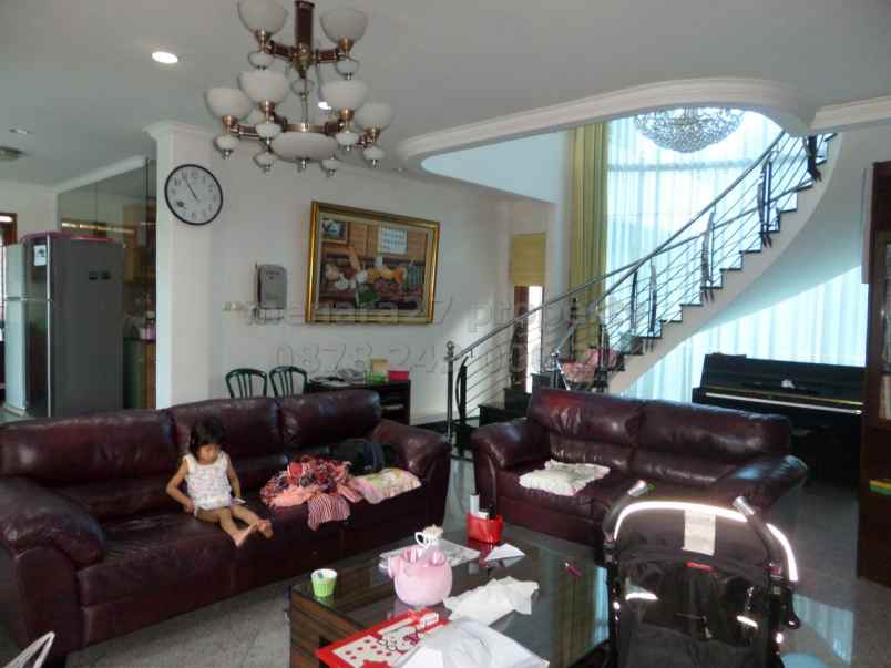 dijual rumah sukajadi