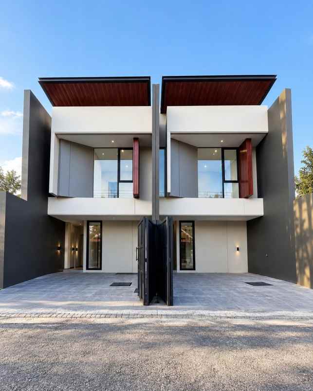dijual rumah sutorejo prima utara