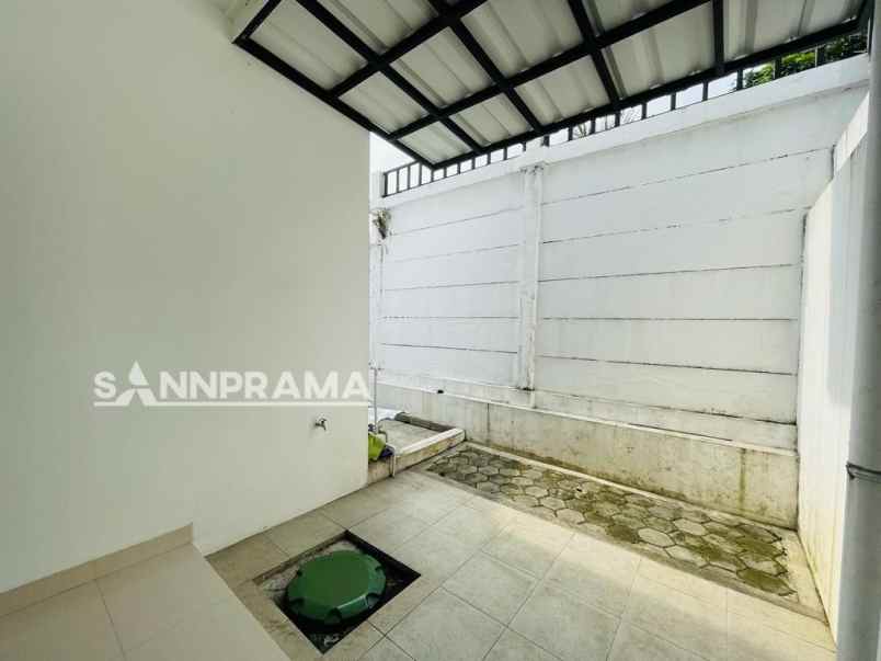 dijual rumah tajur