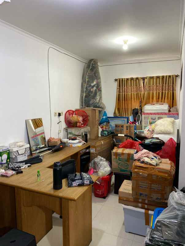 dijual rumah taman harapan baru