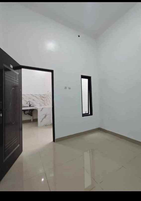 dijual rumah taman harapan baru kota